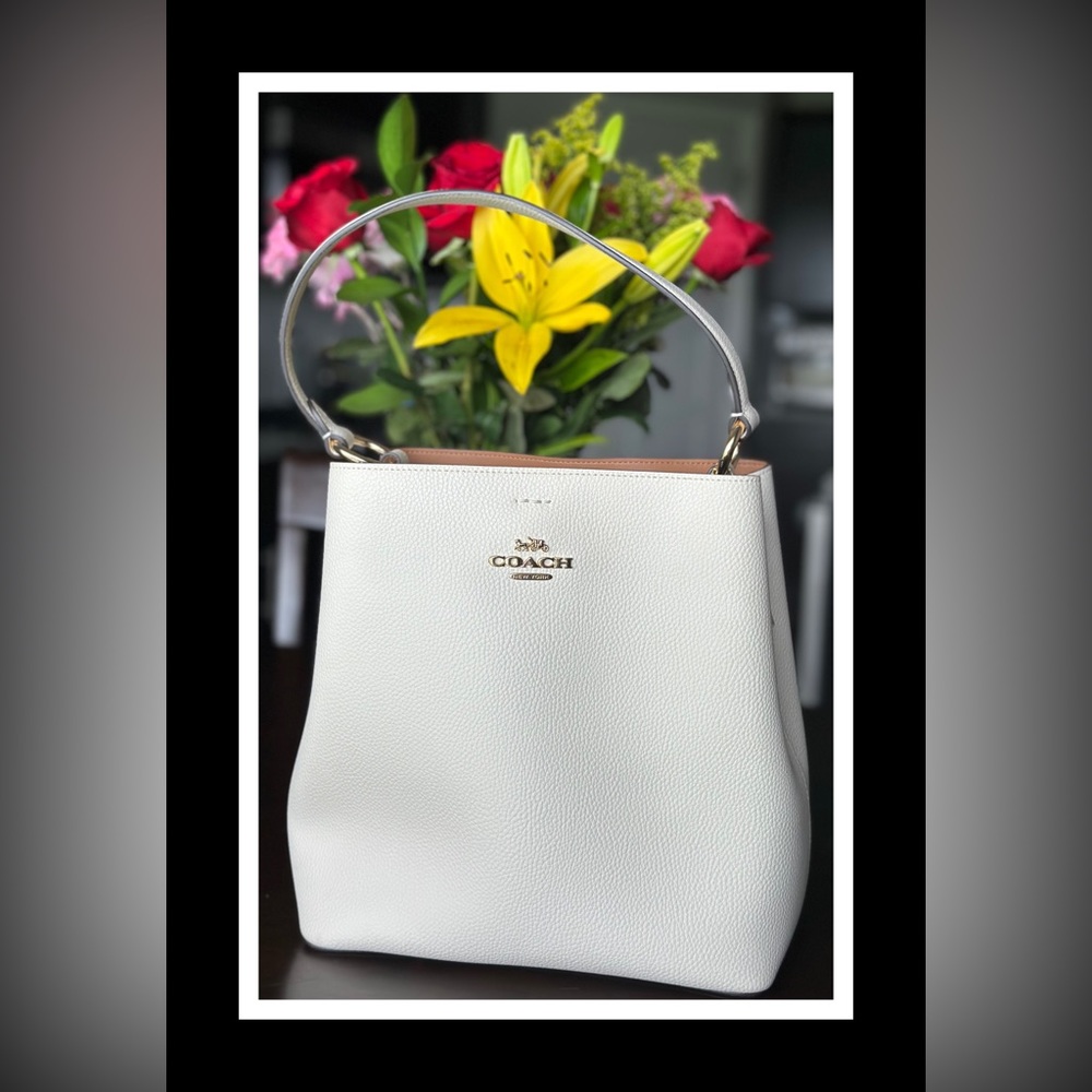Coach  Leather Town Bucket Bag 91122 Chalk/(white)